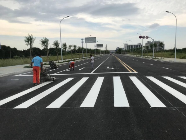 上虞夜间道路划线施工噪音太大扰民怎么办，这事儿到底该怎么破？